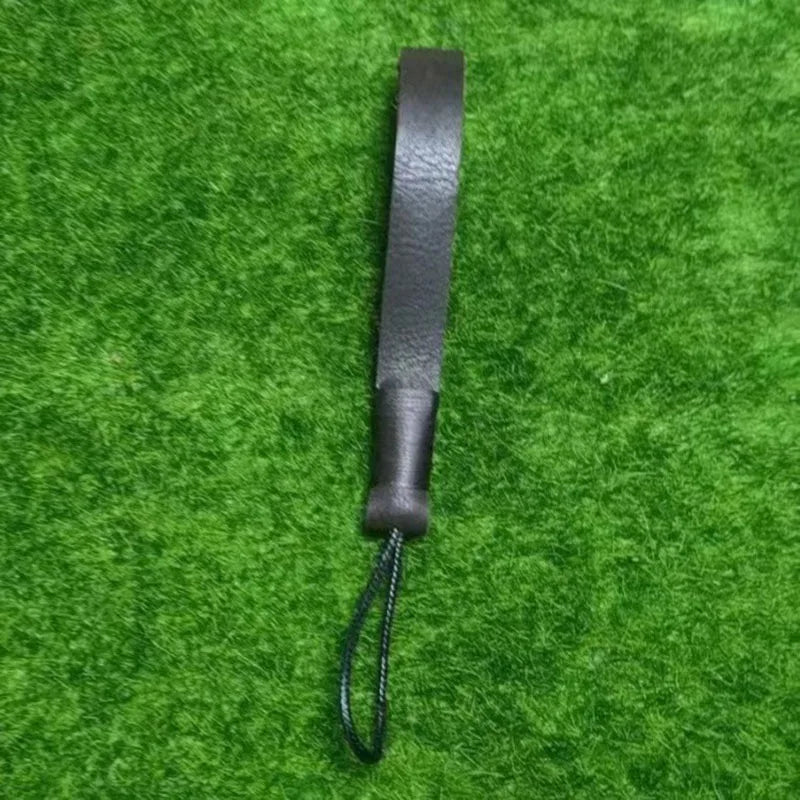 Eleganter Schlüsselanhänger aus Echtleder für Männer und Frauen