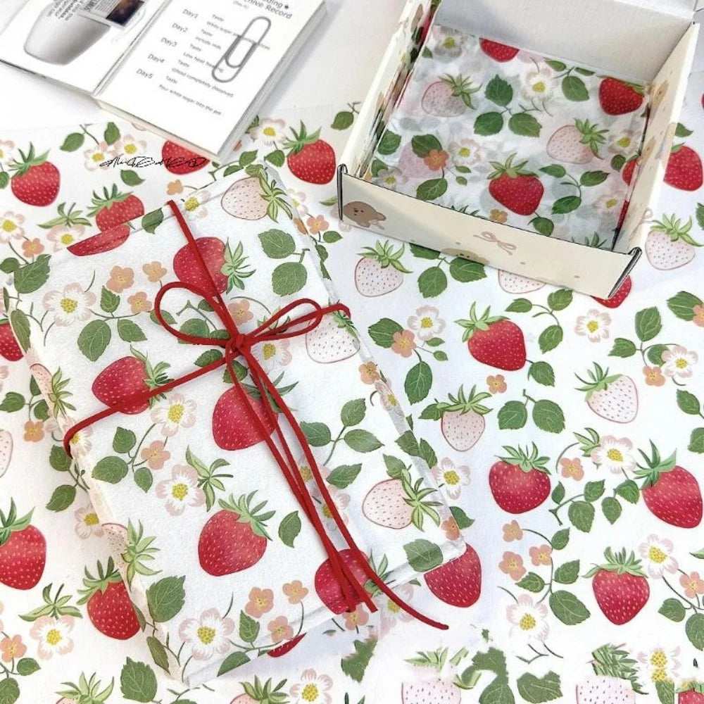 Seidenpapier mit Erdbeermuster für Geschenkverpackung und Dekoration
