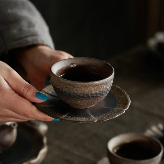 Japanische Steinzeug Tasse mit Keramik Untersetzer und Isolierung
