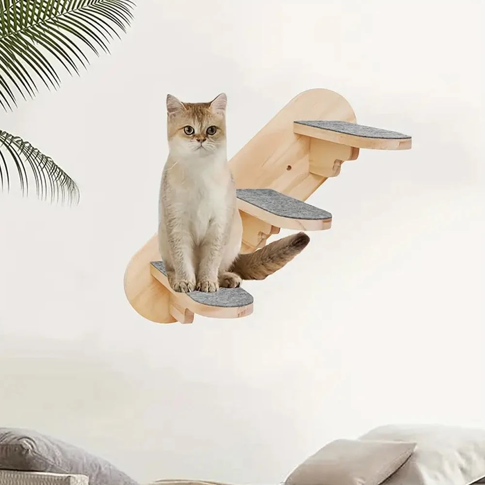 Schwimmende Wand-Katzentreppenstufe aus Holz mit weichen Polstern