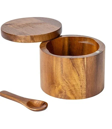 Nachhaltiger Salzstreuer aus Akazienholz mit drehbarem Deckel – elegant - praktisch