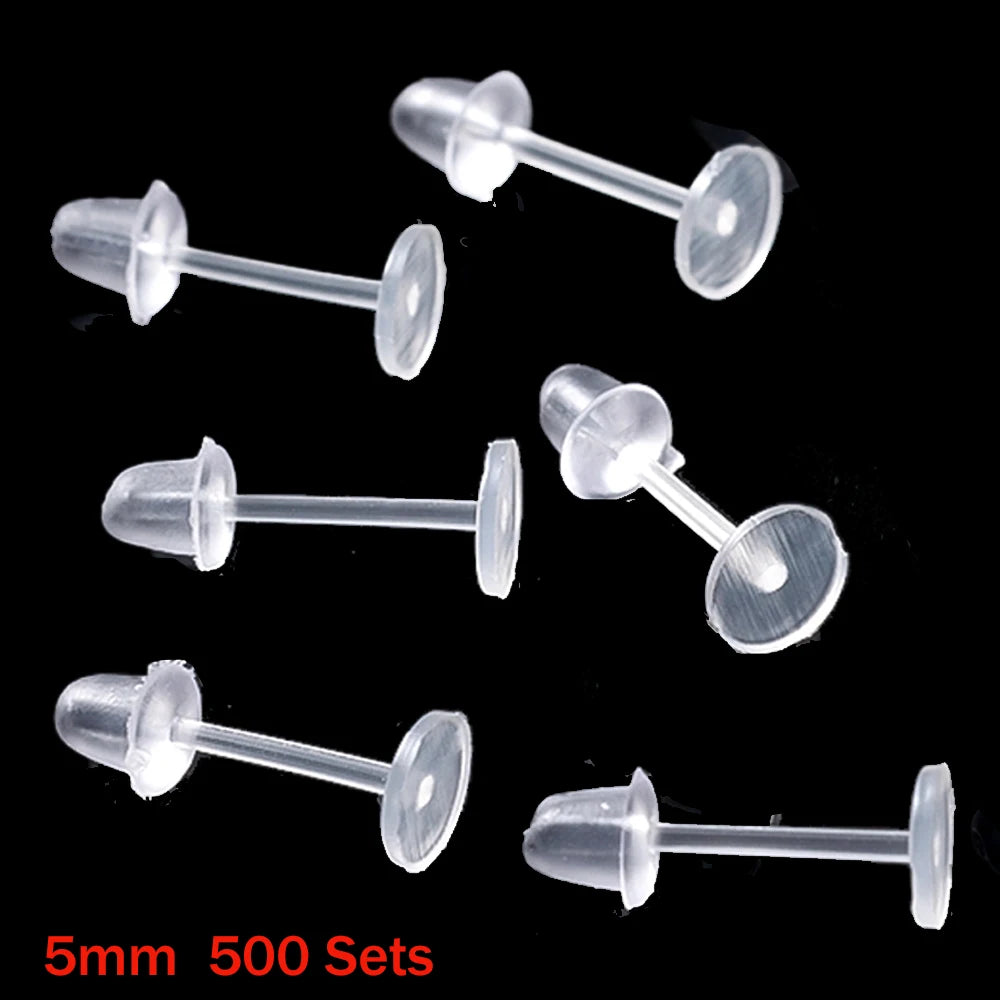 Klar transparente Ohrstecker aus flexiblem Kunststoff für empfindliche Ohren