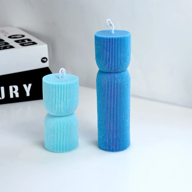 Zylindrische hohe Stumpenkerzenformen gerippt gedreht Silikonform abstrakt