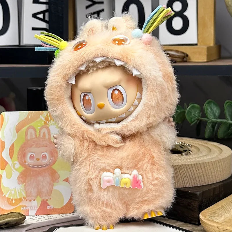 Niedlicher Plüsch-Einteiler Baby-Outfit im Monster Design als Blindbox