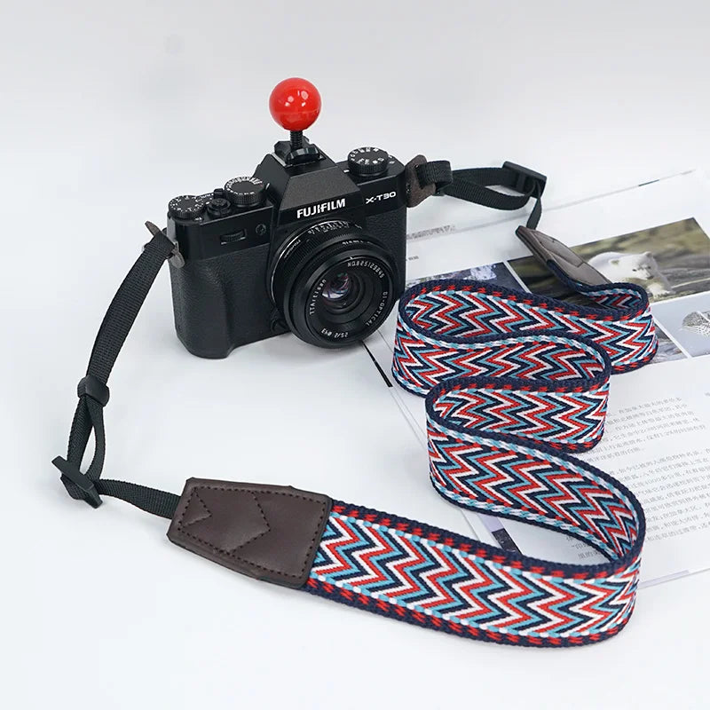 Verstellbarer ethnischer Kameragurt für komfortablen Schultertrag