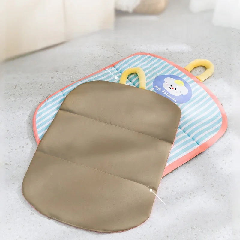 Wasserdichtes und faltbares Haustier Schlafbett für drinnen und draußen