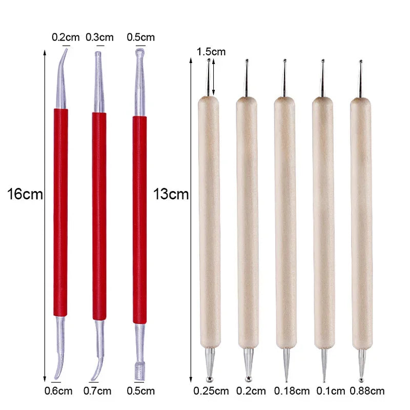 Präzises Lederwerkzeug Set mit diversen Modellier- und Prägehilfen