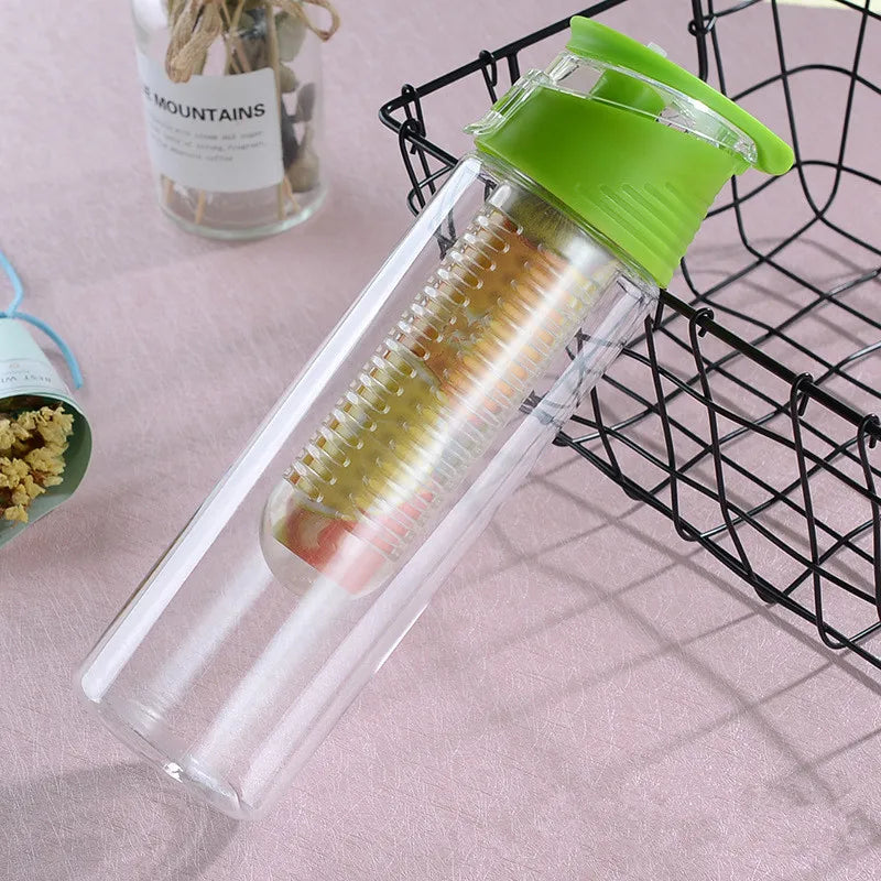700 ml Trinkflasche mit Fruchteinsatz Sport Wasserflasche Camping Reise