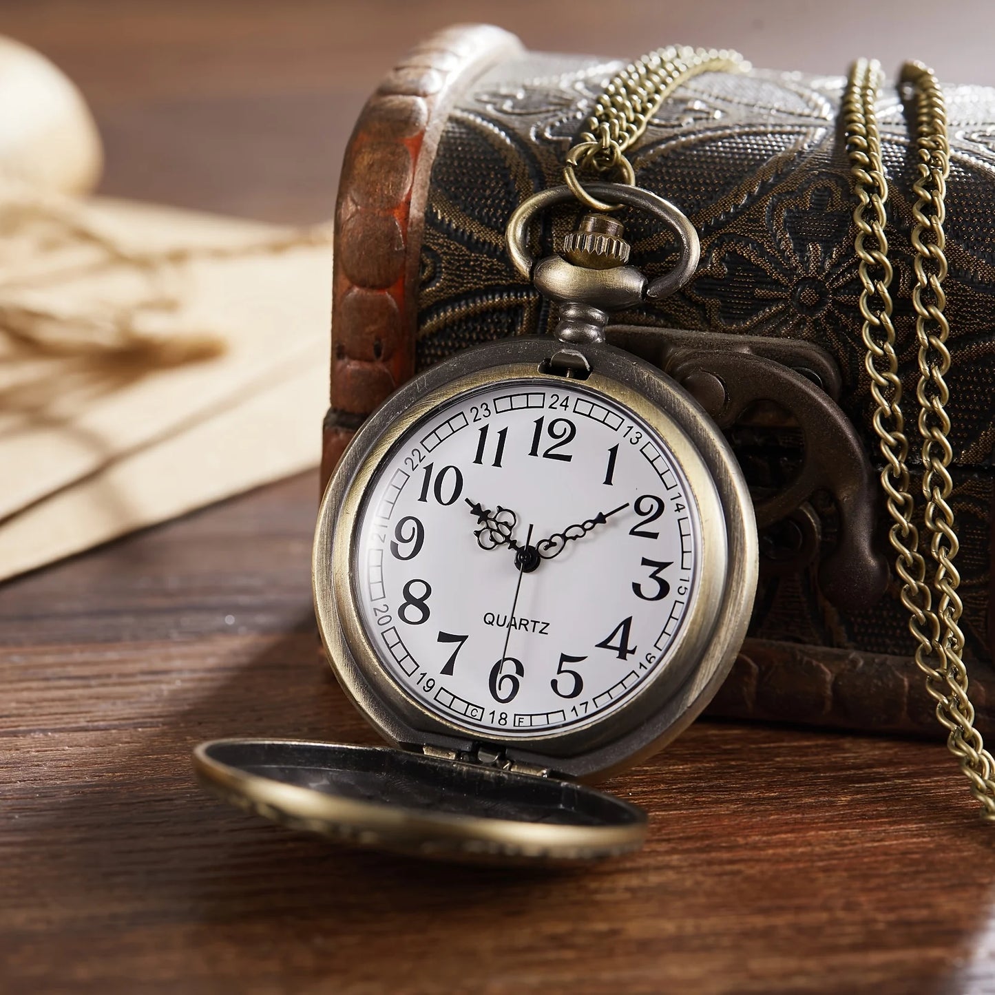 Retro nostalgische klassische geschnitzte Flip Cover Taschenuhr H