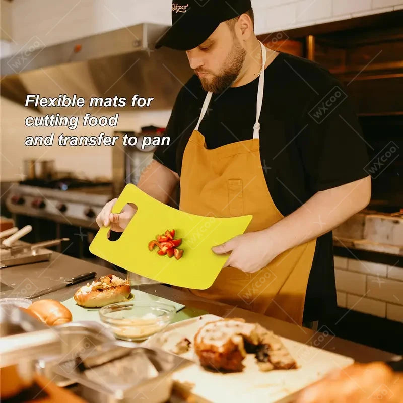 Flexibles Küchenschneidebrett aus Kunststoff rutschfest für Fleisch Gemüse