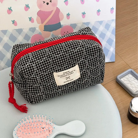 Gesteppte herzförmige karierte Damen Kosmetiktasche große Kapazität