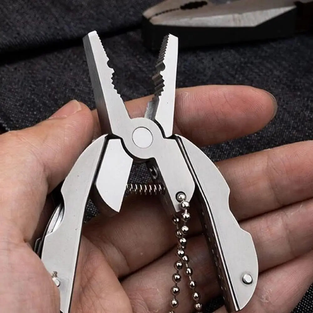 Robustes 6-in-1 Edelstahl Multitool: Zange, Messer, Schraubendreher, Outdoor