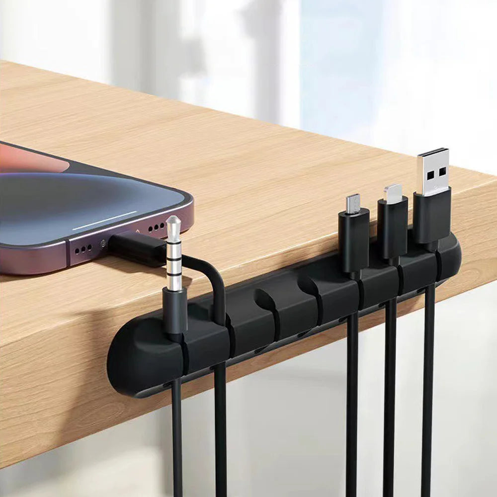 Selbstklebende Kabelhalter Clips für Schreibtisch und USB Ladekabel