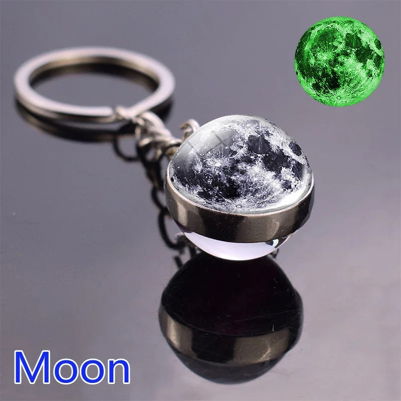 Leuchtender Solar System Schlüsselanhänger mit Glasball – Galaxy Design - Nachleuchten