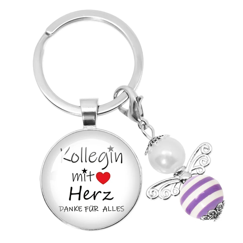 Personalisierbarer runder Schlüsselanhänger für besondere Anlässe