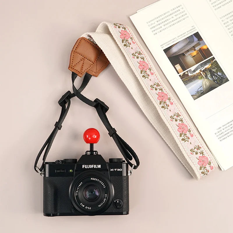 Breiter Vintage Kameragurt mit Blumenmuster für DSLR Kompatibel
