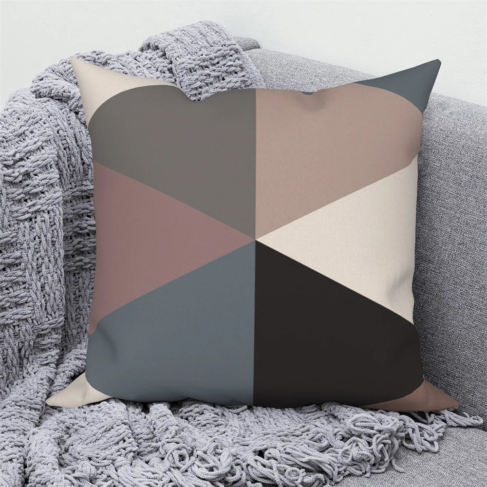 Dekorativer Kissenbezug mit abstrakten Zweigen für Zuhause und Auto