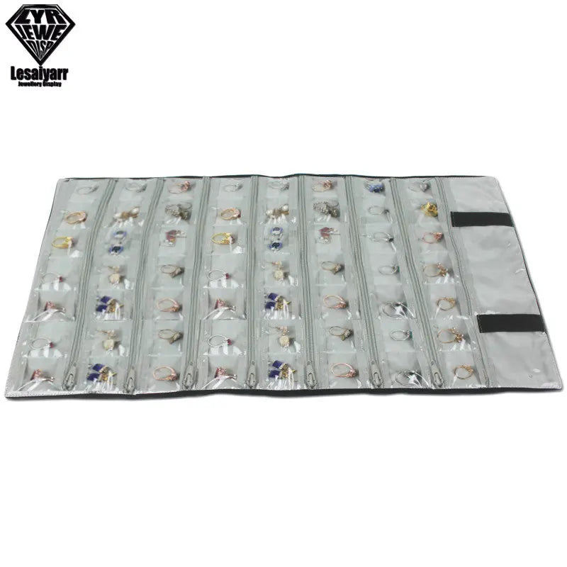 Faltbarer Schmuck Organizer aus Samt mit Reißverschluss für Reisen