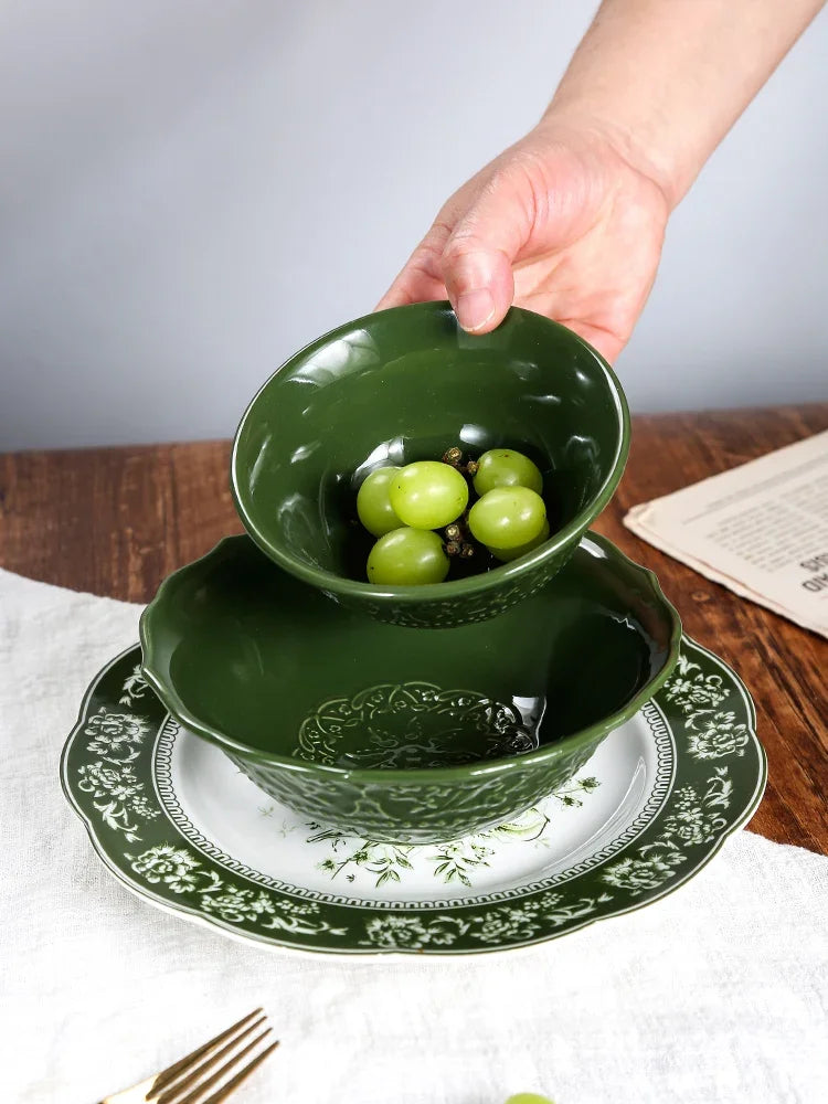 Retro Keramikgeschirr Set mit grünem Essteller und Suppenschüssel