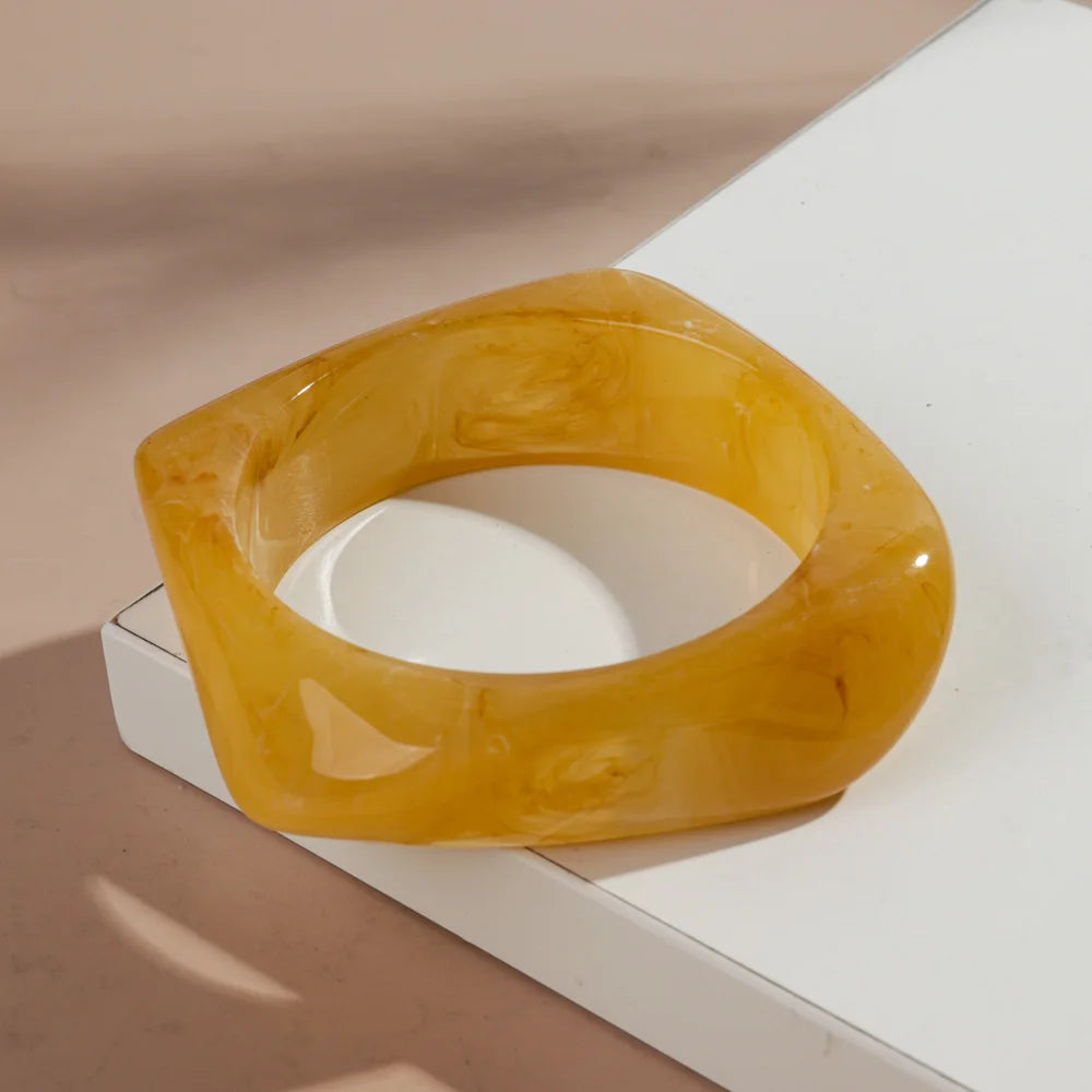 Vintage Acryl geometrischer klobiger Armreif für Damen modisches Schmuck