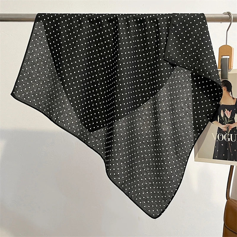 Vielseitiges Halstuch mit Druckmuster für Damen und alle Jahreszeiten