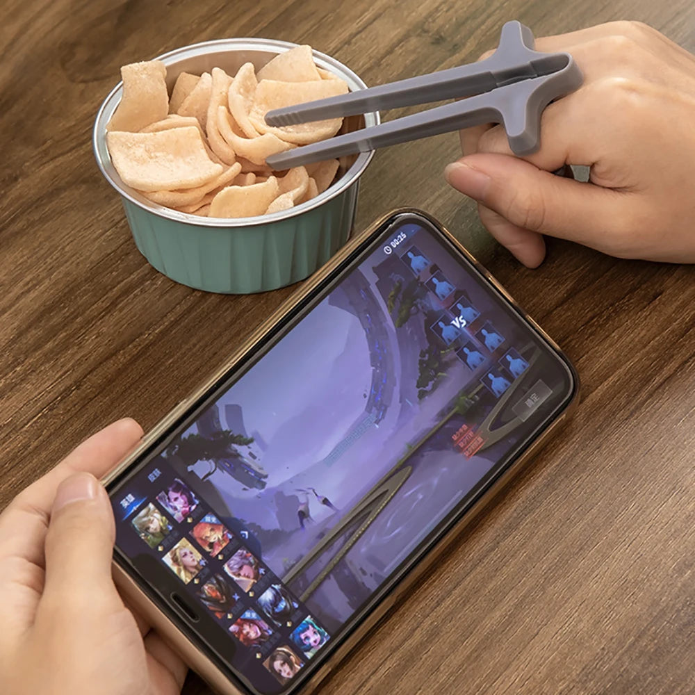 Praktische Finger Essstäbchen Halter für Snacks Gaming Training