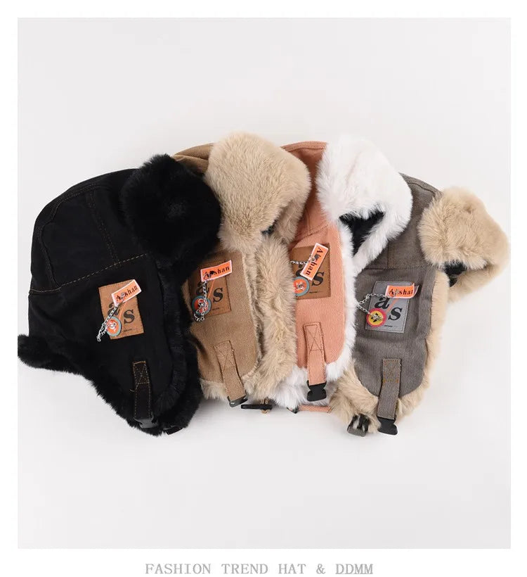 Warme Wintermütze mit Ohrenklappen und Fauxpelz für Outdoor-Schutz