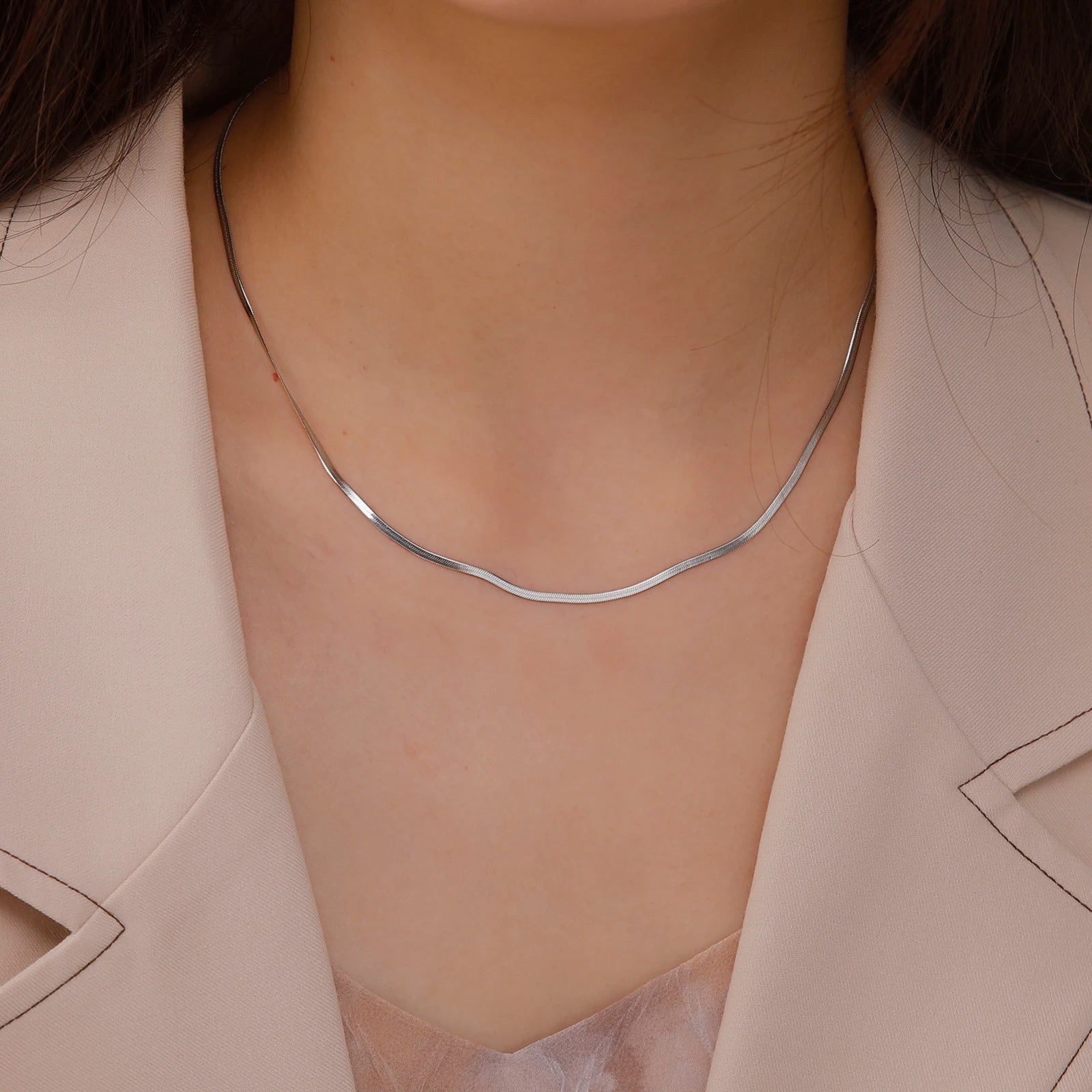 Elegante Edelstahl Schlangenkette für Damen und Herren in Goldfarbenem Design-Yabubest - Home & More