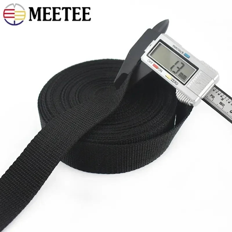 Schwarzes Nylon-Gurtband 20-100 mm für Taschen und Sicherheitsgurte