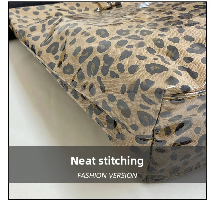Leichte Damenhandtasche mit großem Fassungsvermögen im Leopardenmuster