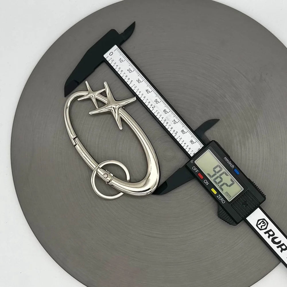 Y2K Punk Karabiner Schlüsselanhänger Stern Oval Axtförmiger Gothic Stil