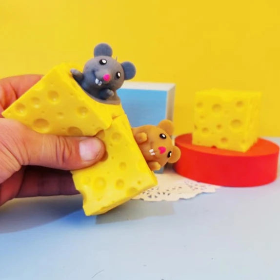 Stressabbauendes Anti Stress Spielzeug Maus mit Käse Design