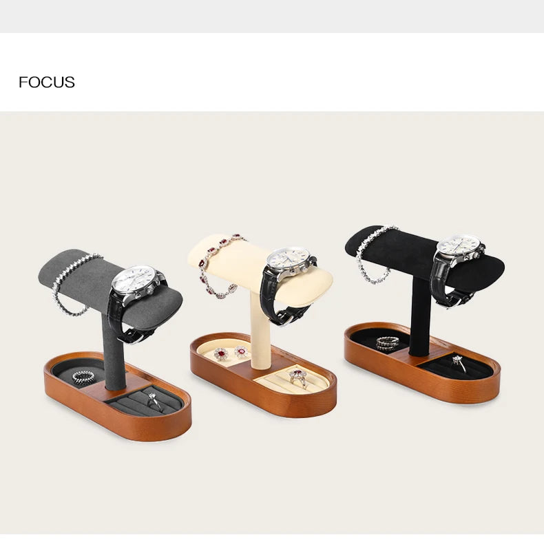 Praktischer Schmuck Organizer aus Holz mit vielseitigen Haltern