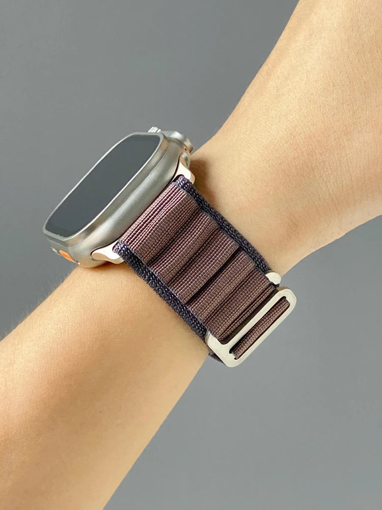 Vielseitiges Nylon Armband für Apple Watch Ultra und Series Modelle