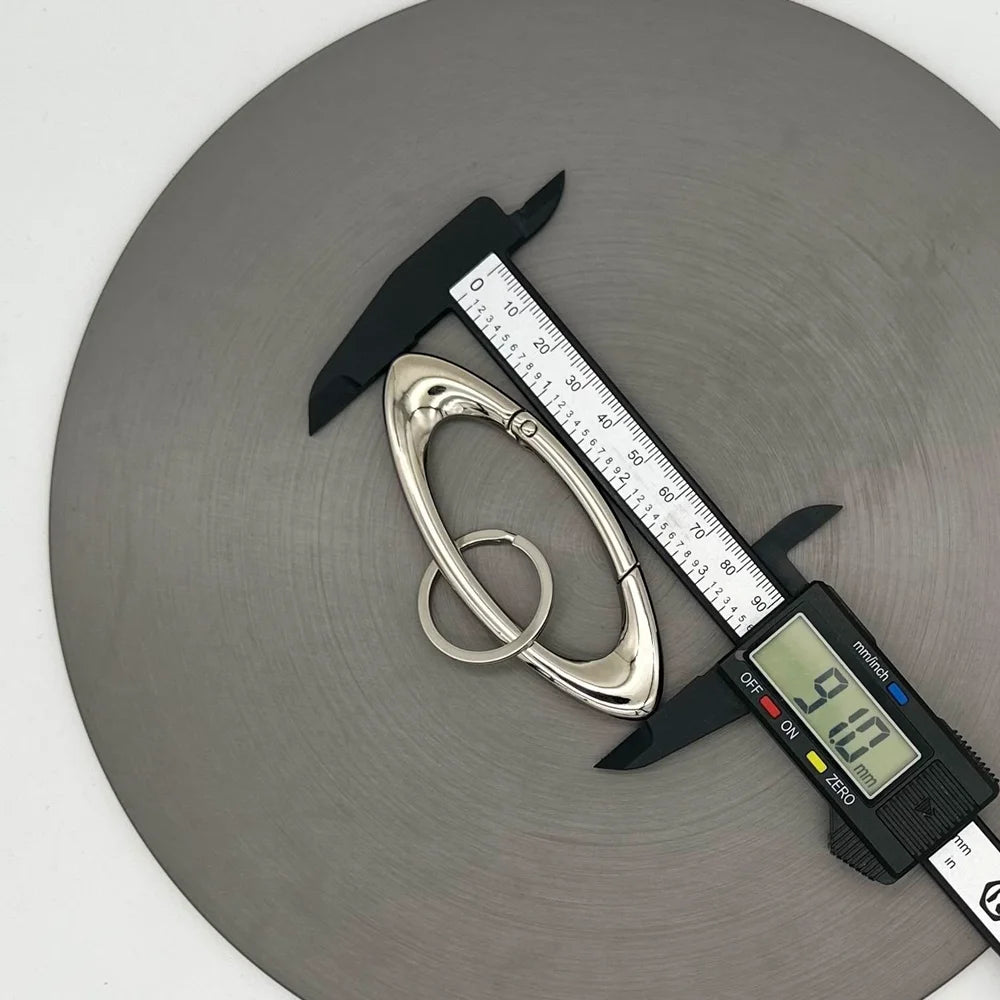 Y2K Punk Karabiner Schlüsselanhänger Stern Oval Axtförmiger Gothic Stil