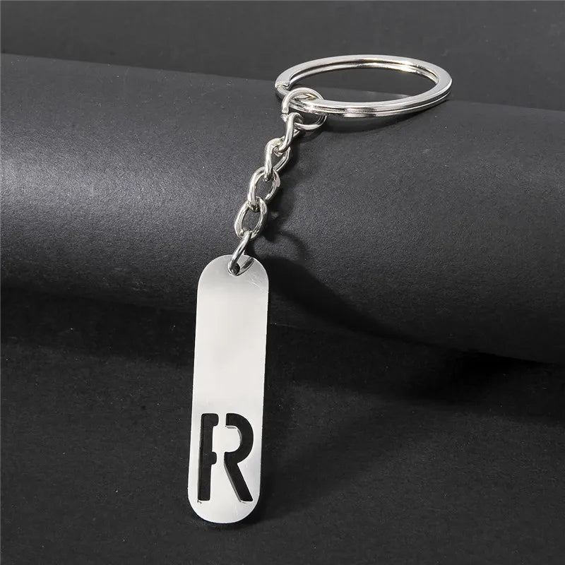 Edelstahl A-Z Buchstaben Schlüsselanhänger Metall Charm Unisex Geschenk