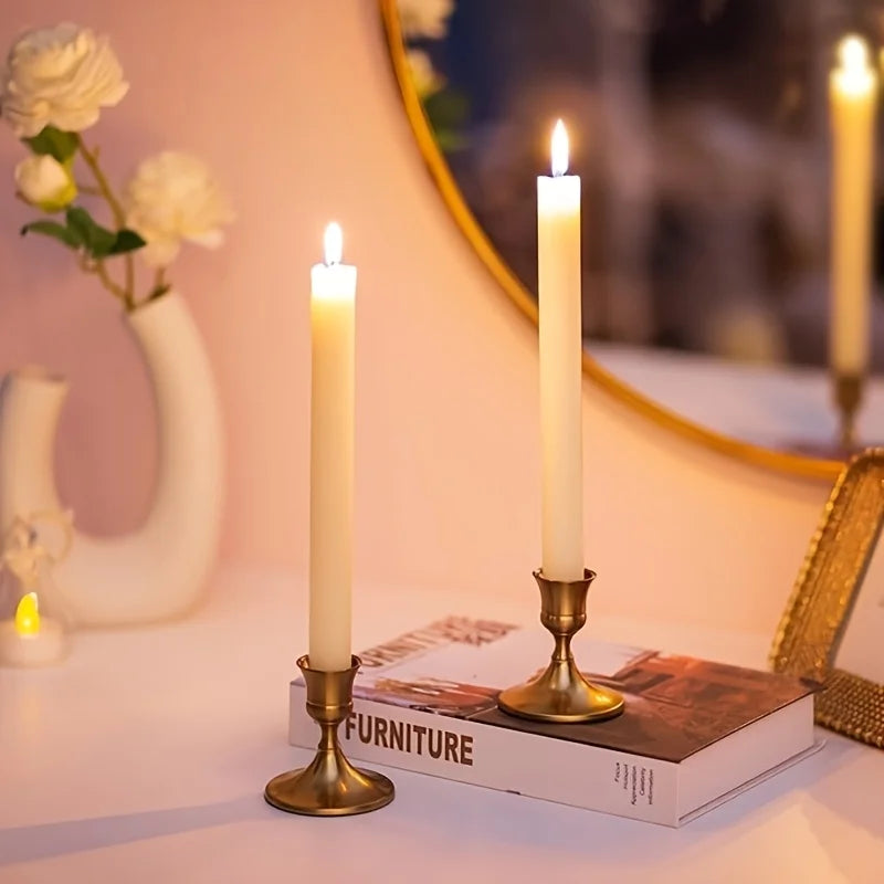 2er Set goldener Kegel Kerzenhalter für festliche Tischdekoration