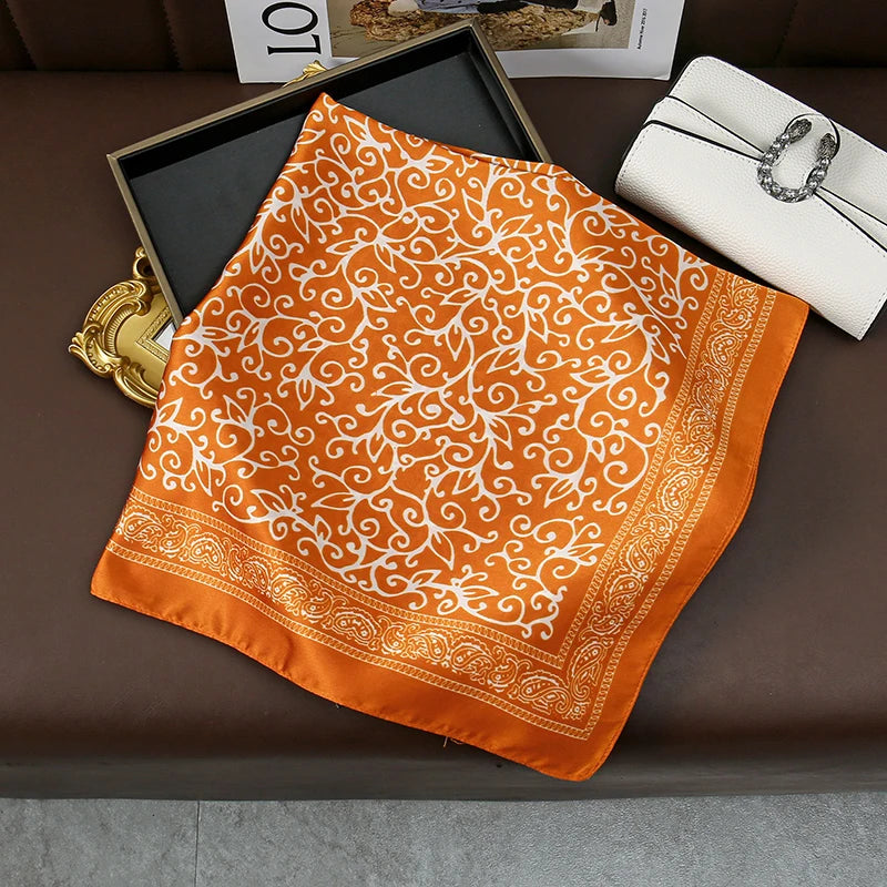 Modischer 70 x 70 cm Damenschal mit Paisley-Druck-Yabubest - Home & More