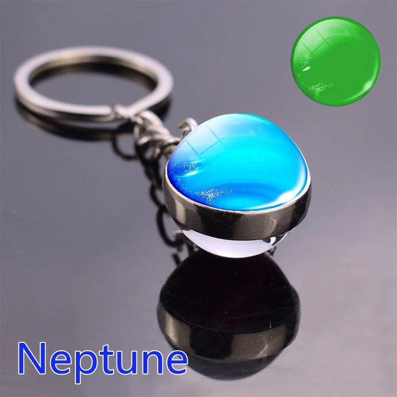 Leuchtender Solar System Schlüsselanhänger mit Glasball – Galaxy Design - Nachleuchten