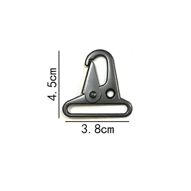 Robuster schwarzer Hawkbill Karabiner aus Aluminium – sicher - vielseitig nutzen