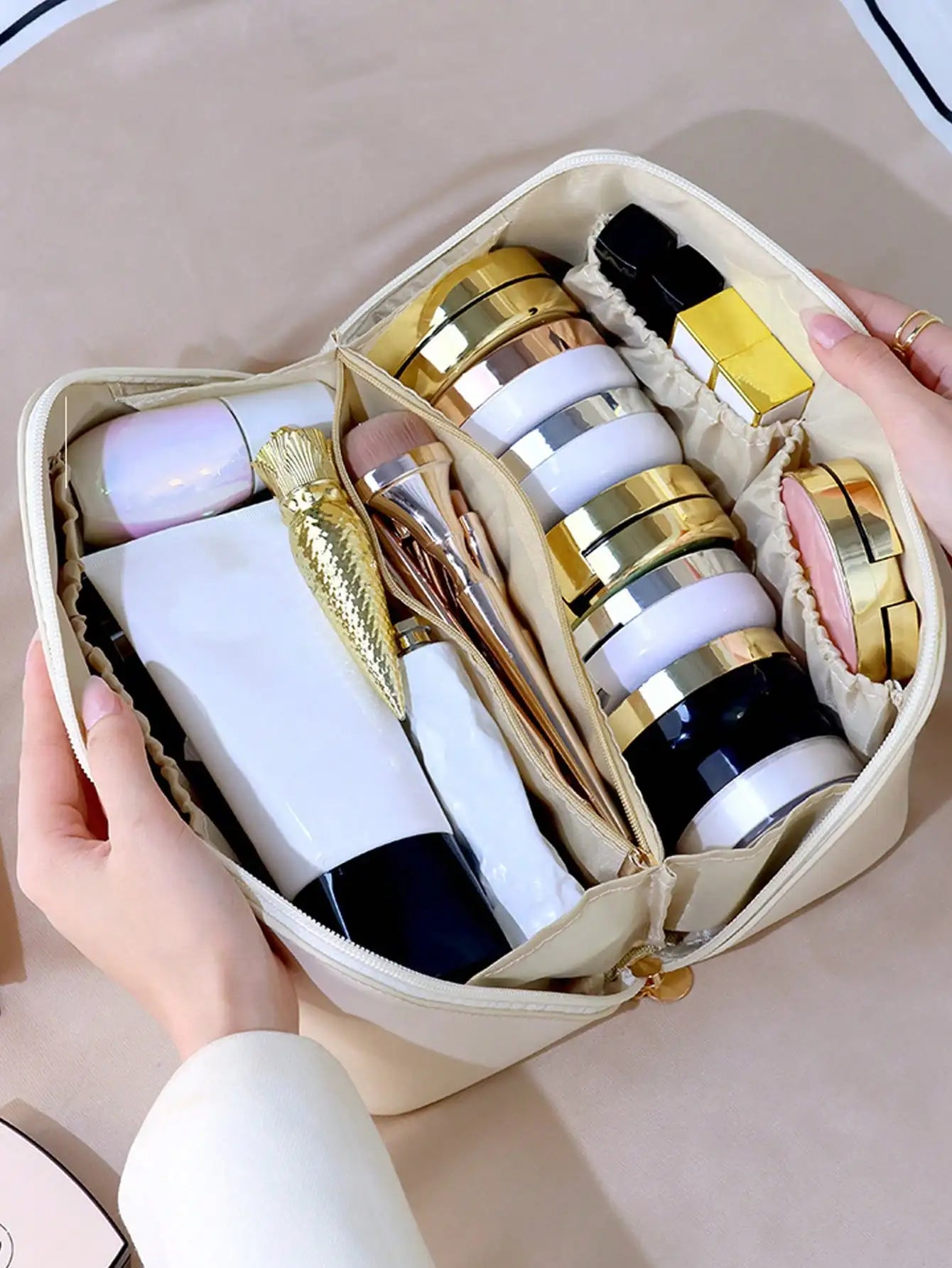 Minimalistische leichte Make-Up Tasche mit Reißverschluss für Reisen