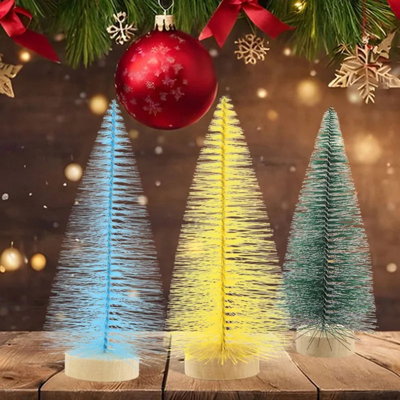 Mini-Weihnachtsbäume und Flaschenbäume für festliche Tischdekoration