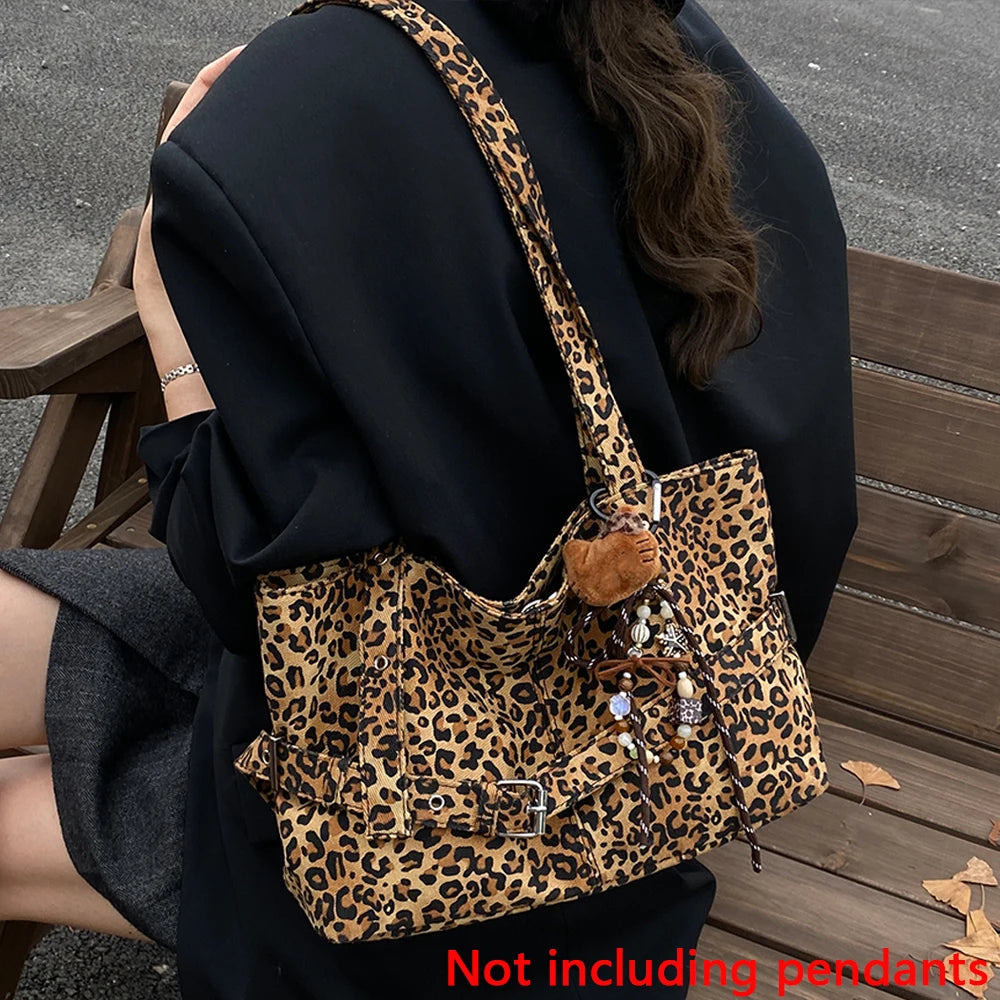 Leichte Damen Umhängetasche mit großem Fassungsvermögen und Leopardenmuster