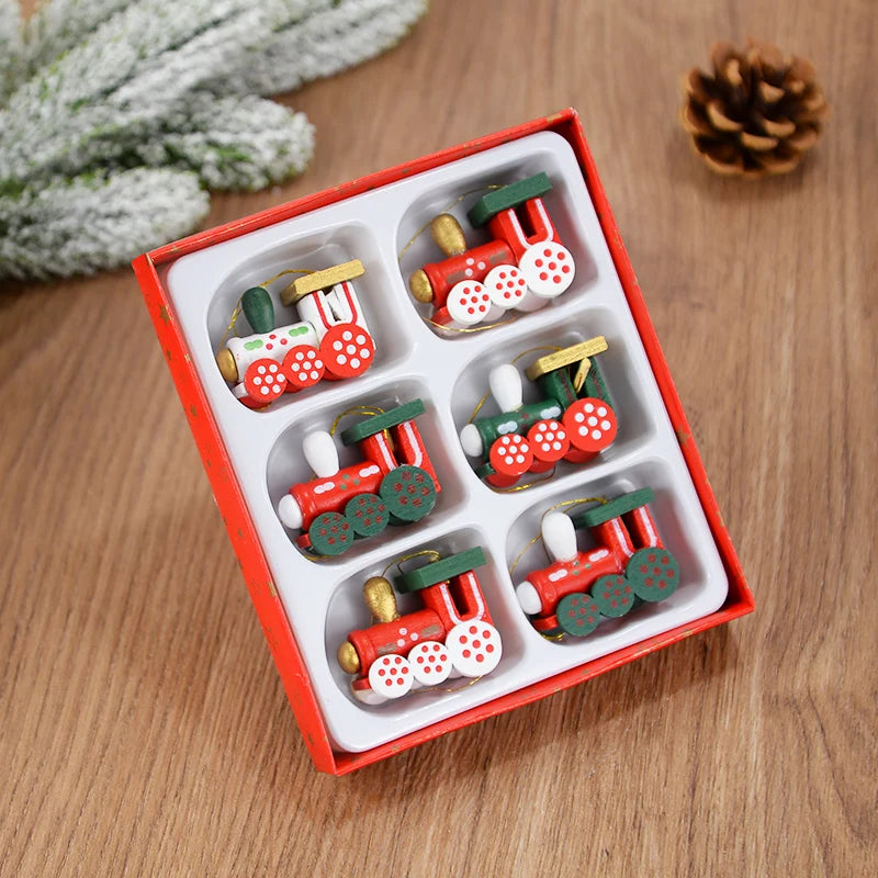 Hölzerne Mini Weihnachtsbaum Anhänger für festliche Dekoration