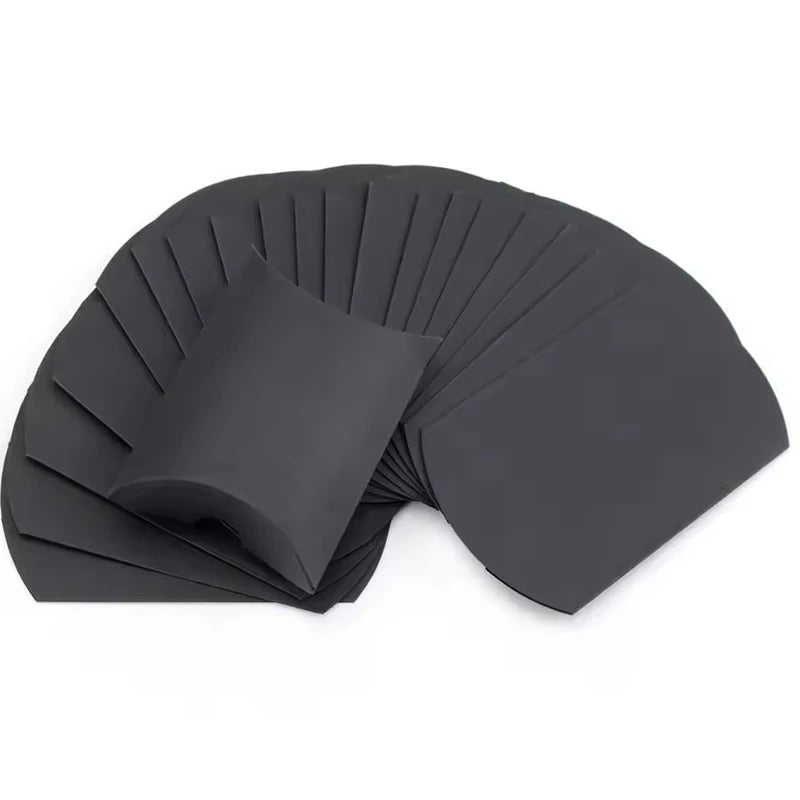 50X Mehrfarbige Kraftpapier Kissen Candy Boxen für Party Hochzeit Geburtstag Deko