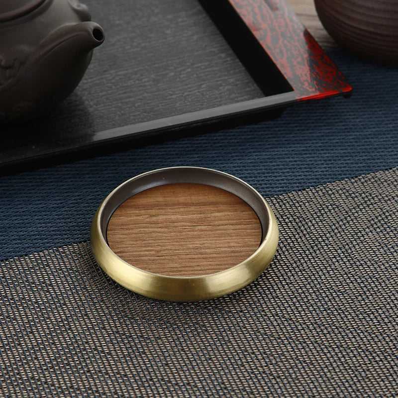 Umweltfreundlicher Holz Untersetzer mit Metallring – Rund, Hitzeschutz für Tassen