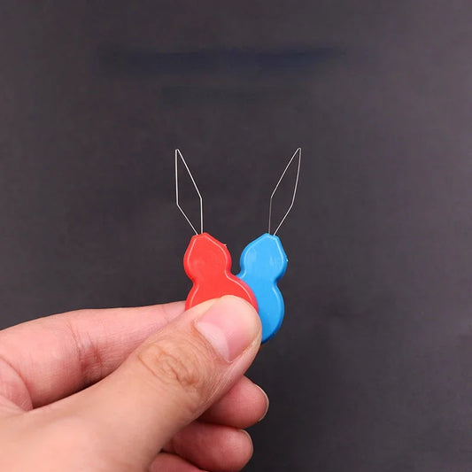 Praktisches Set: 12 Nadel-Einfädler für Nähmaschinen und Handarbe