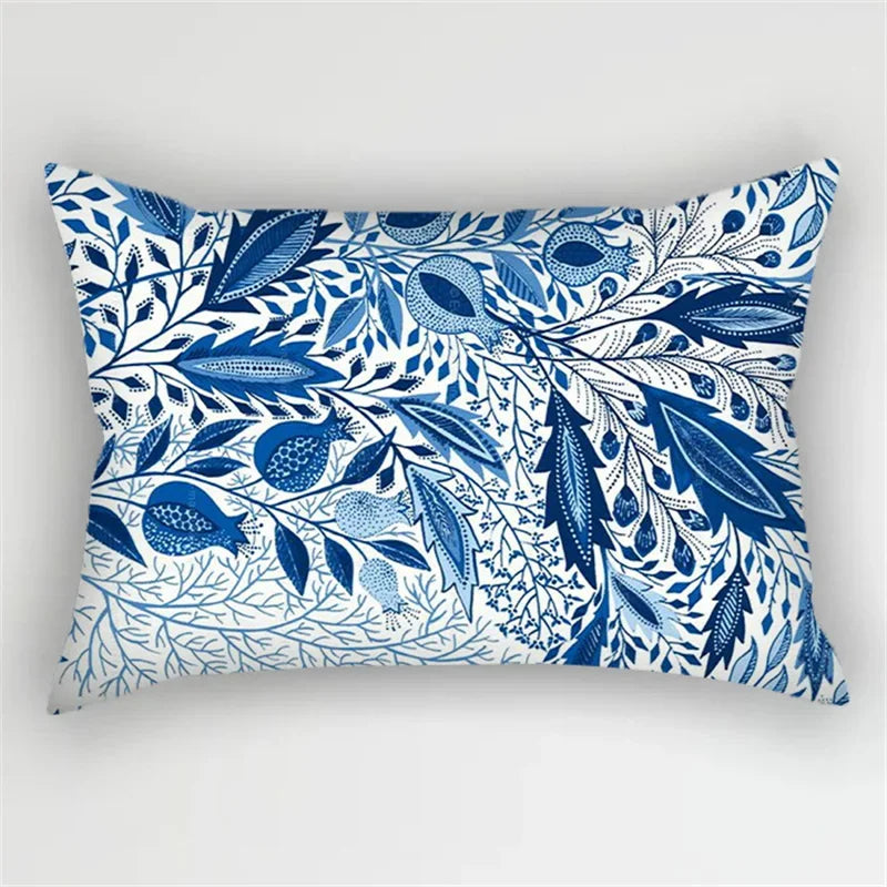 Boho Kissenbezug mit blauem Blumenmuster für Sofa und Auto