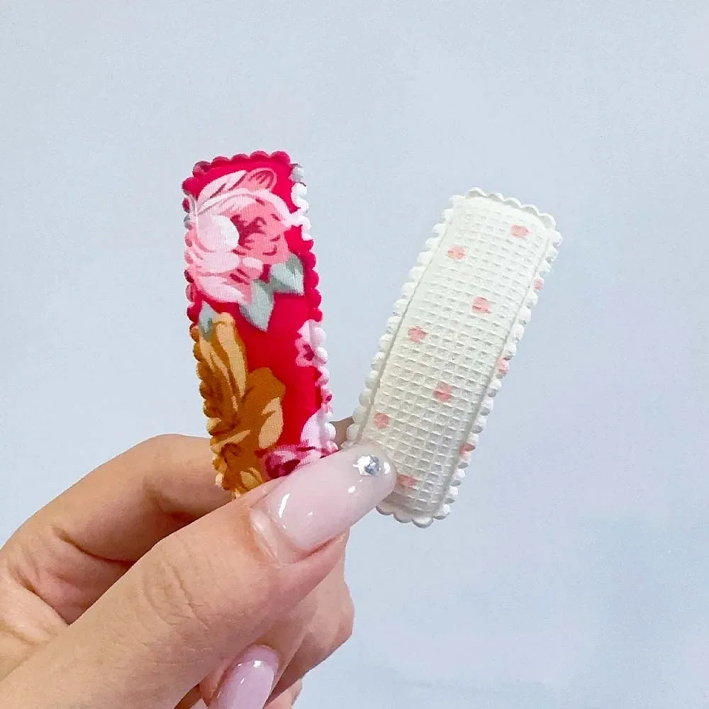 10er Set Blumen-Haarklammern für Mädchen – sicherer Halt, charmantes Design