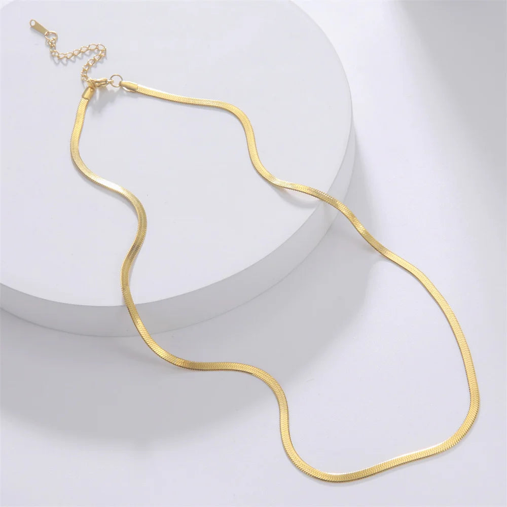 Elegante Edelstahl Schlangenkette für Damen und Herren in Goldfarbenem Design-Yabubest - Home & More